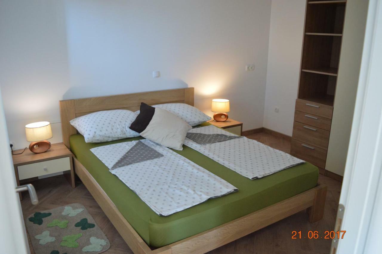 Apartments Armando Zadar Exterior photo