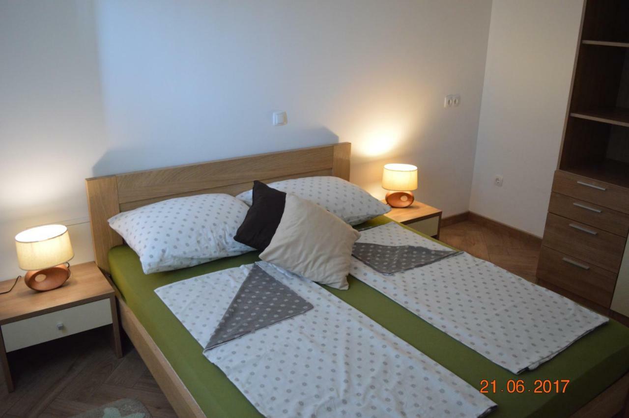 Apartments Armando Zadar Exterior photo